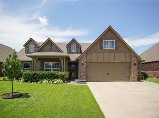 10536 N 117th Ave E, Owasso, OK 74055