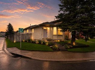 133 S Martinglen Way NE, Calgary, AB T3J3J1