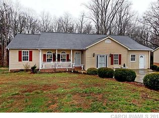 135 Gilead Ln, Statesville, NC 28625