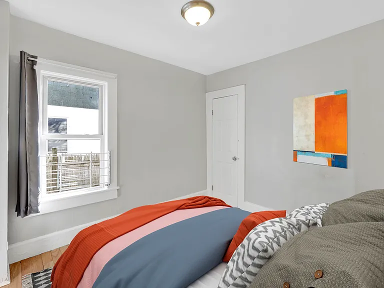 106 Malden St — Photo 9