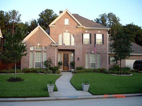 2nd image of 15407 Guadalupe Springs Ln