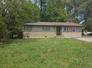 652 Hewlett Rd, Memphis, TN 38109