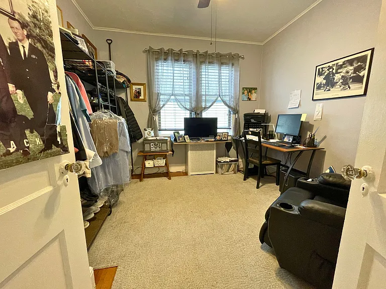 136 N Spring St #2 — Photo 10