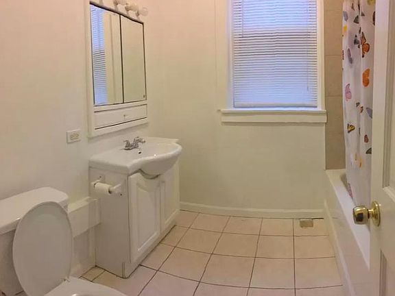 5th image of 6406 S Greenwood Ave APT 3