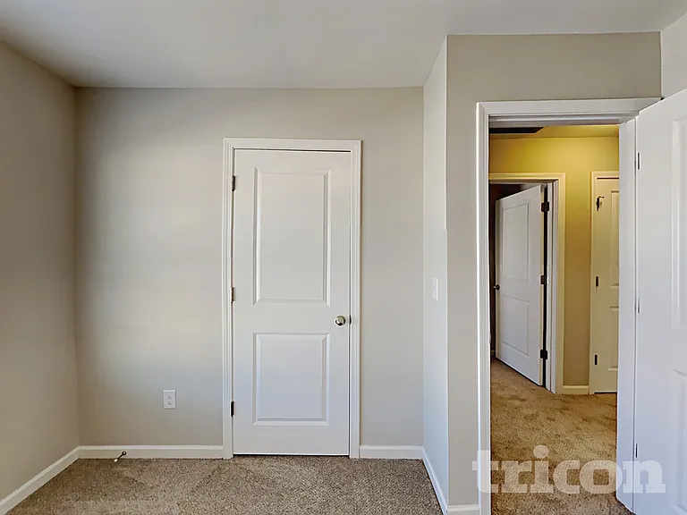 429 Victory Ln — Photo 11