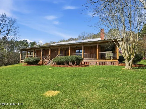 410 Carson Rd, Carthage, MS 39051