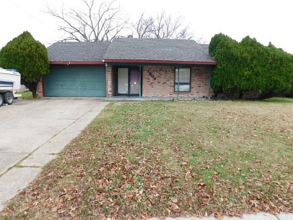 2nd image of 1609 Kingston Dr