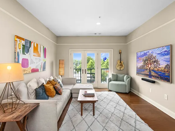 1015 Fatherland St APT 303, Nashville, TN 37206