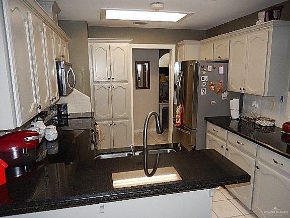 5th image of 2905 Xenops Ave