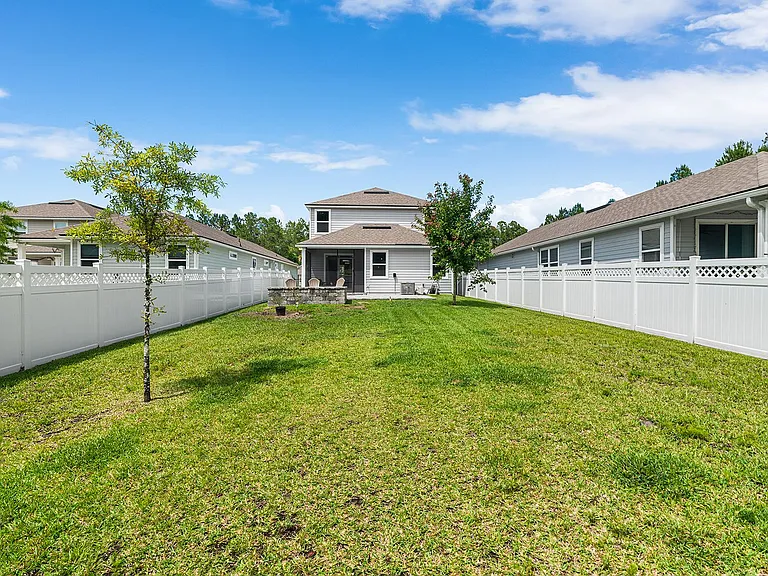 330 Greenway Ln — Photo 24