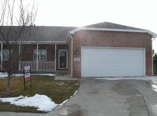 4727 S 85th Ct, Lincoln, NE 68526