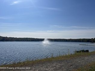 817 Black Bear Dr #817-WL6, Gouldsboro, PA 18424