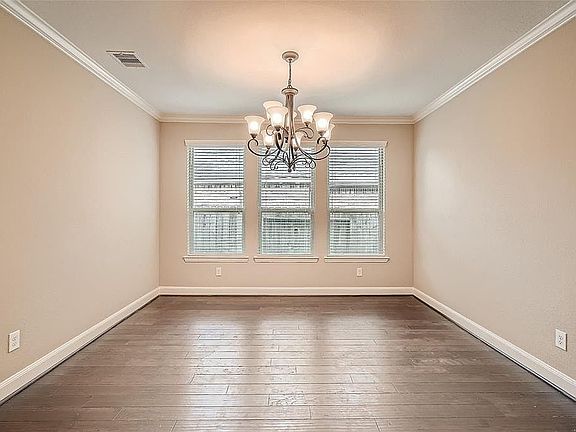 5th image of 134 Trophy Canyon Dr