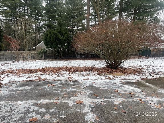 3rd image of 3809 N Glenridge Rd