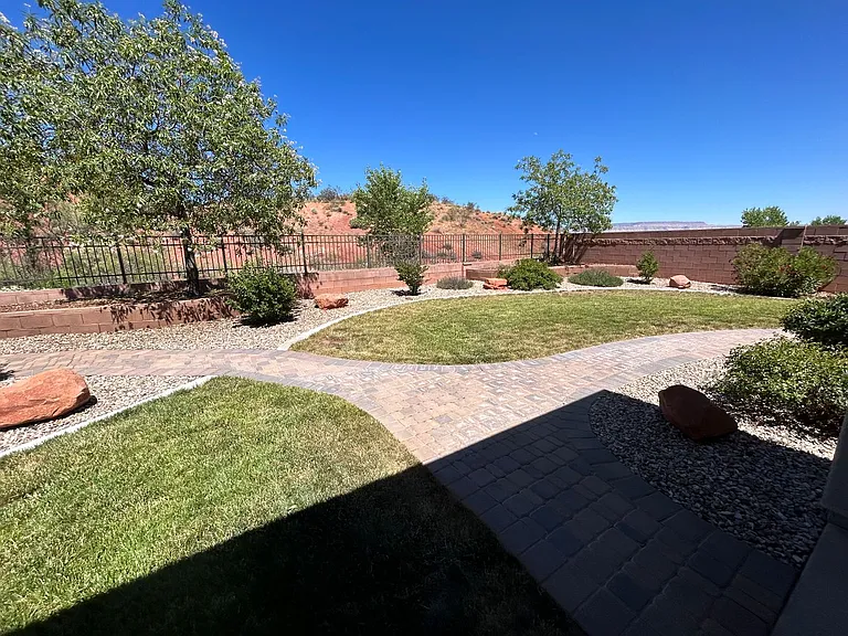 2094 N Red Mountain Rd — Photo 26