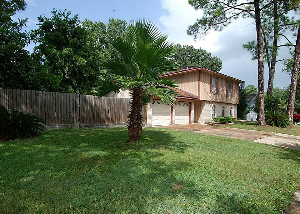 1st image of 5938 Darkwood Dr