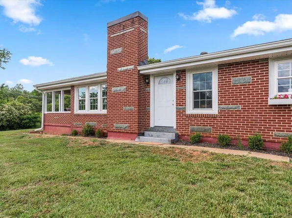 3733 Depot Rd, Rustburg, VA 24588