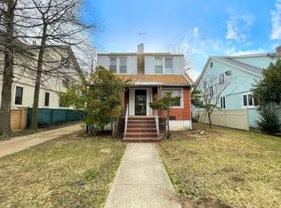 45 Amherst St, Brooklyn, NY 11235