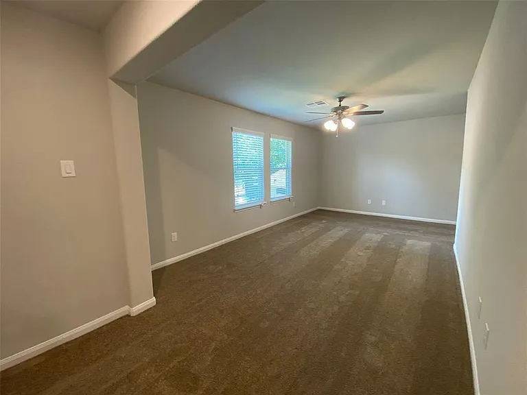 13443 Greenbrier Dr — Photo 13