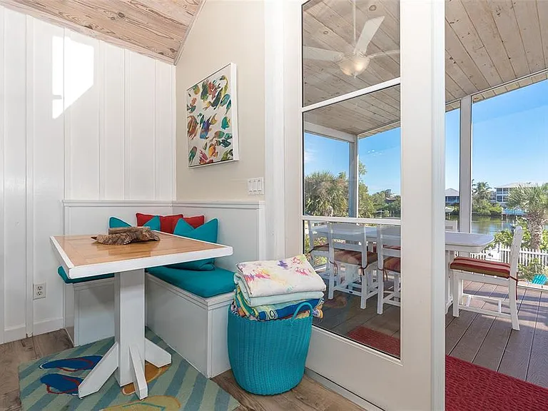 210 Bocilla Dr — Photo 21