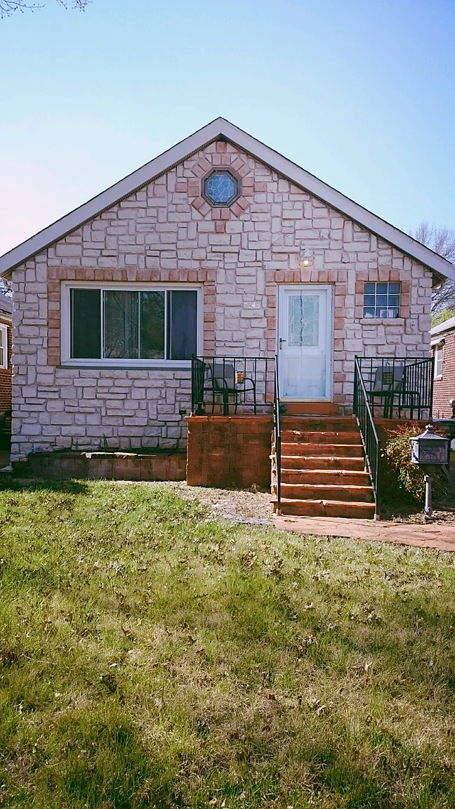 7343 Sharp Ave photo 1
