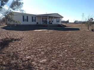 431 McGirt Gin Rd, Maxton, NC 28364