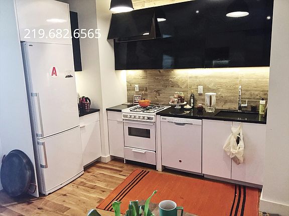 4th image of 105 Leonard St APT 02E