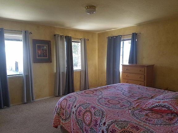 5th image of 2567 E Lake Ave