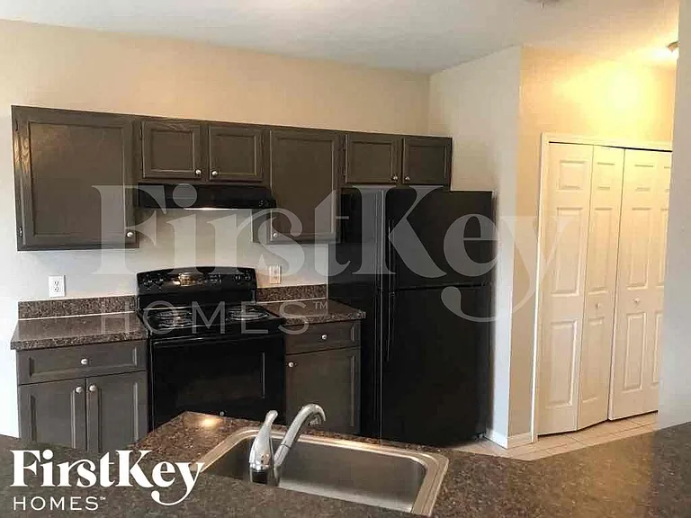8235 Mossborger Ave — Photo 5