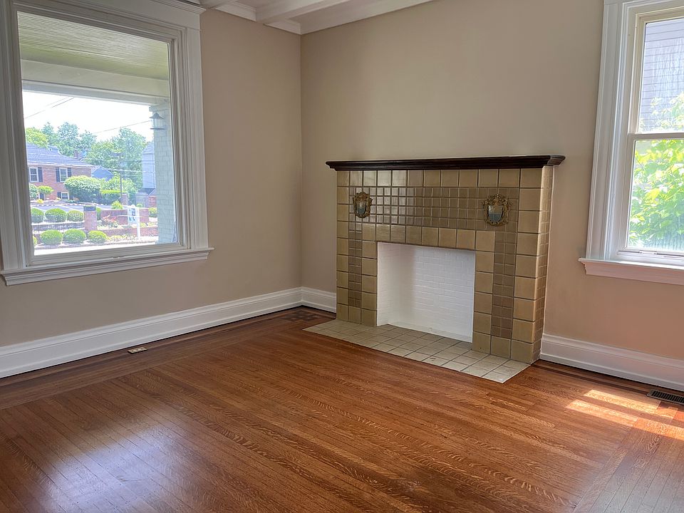 1st image of 3547 Edwards Rd #1