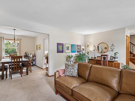 5th image of 3411 48th St