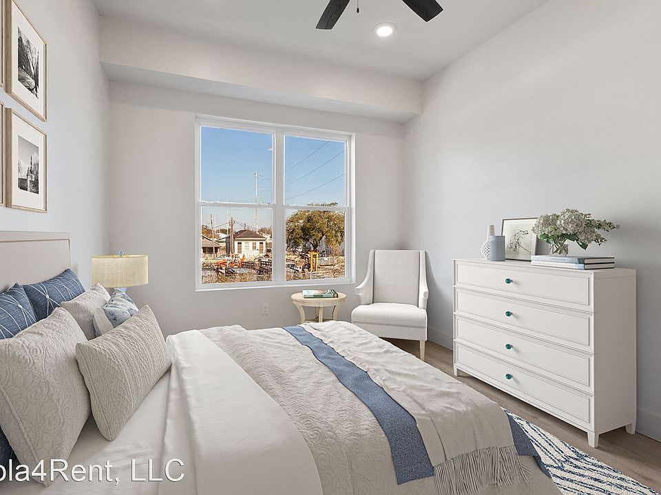 1st image of 3001 Conti St #305