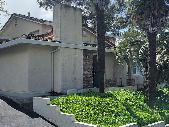 2nd image of 615 Pope Dr APT A