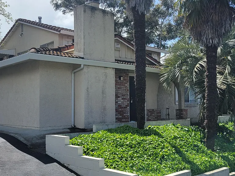 615 Pope Dr #A — Photo 2