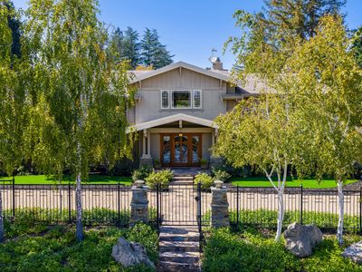 (Undisclosed Address), Los Altos Hills, CA, 94022