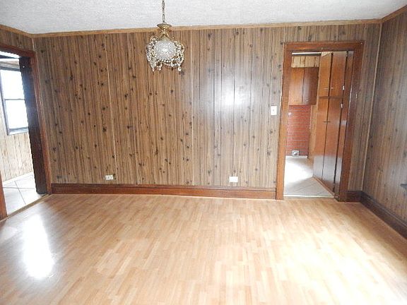 5th image of 707 N 8th Ave