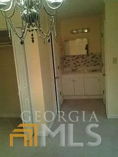180 Williamsburg Way — Photo 4