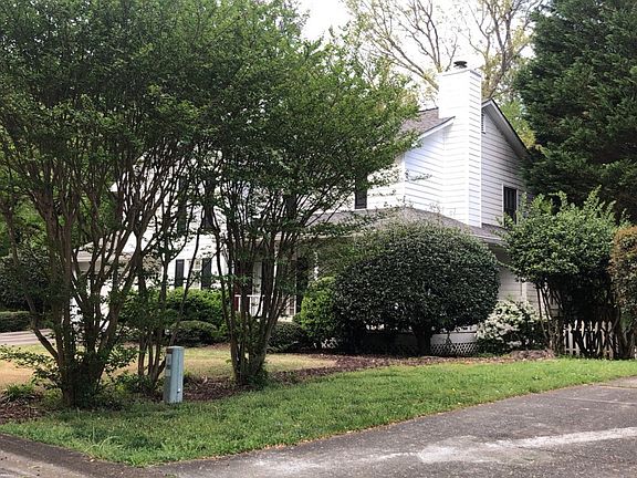 2nd image of 3510 Runnymeade Dr