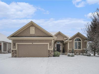21647 W 177th Ter, Olathe, KS, 66062