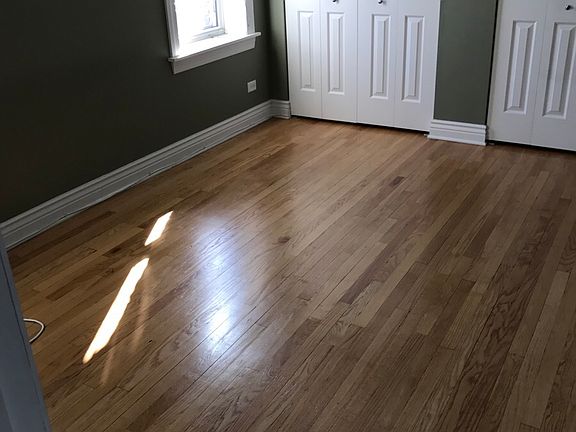 5th image of 4863 N Hermitage Ave