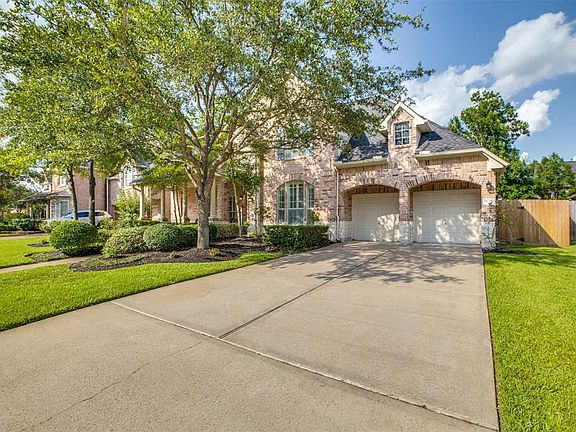 2nd image of 14018 Falcon Heights Dr