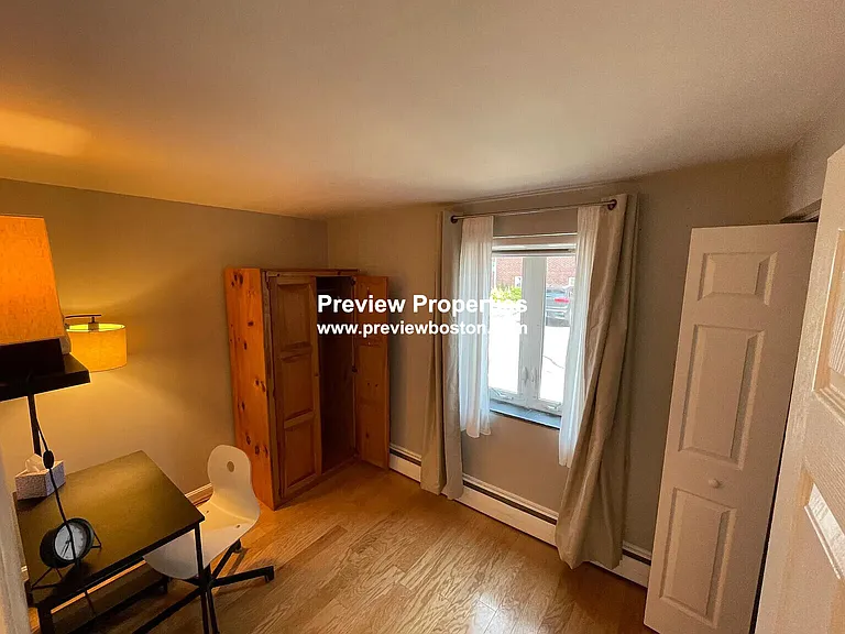 38 Carey Ave #3M — Photo 9