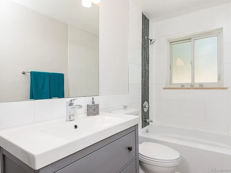 2895 Eudora St — Photo 12