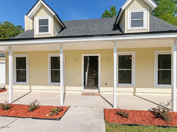3rd image of 8765 Bishopswood Dr