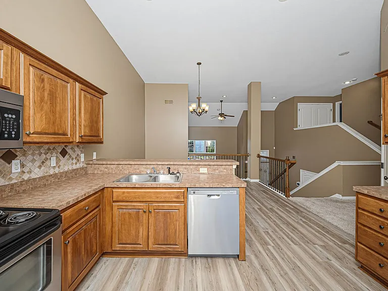 2608 Brooke Bnd — Photo 14