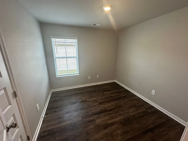 1634 Dryden St SE — Photo 12