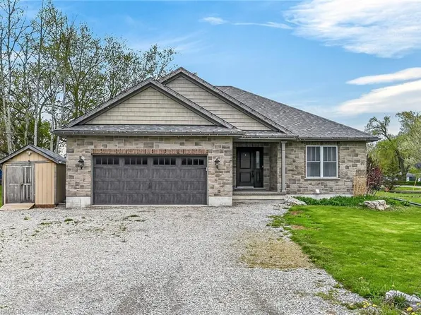 3 Walnut St, Haldimand County, ON N0A 1H0