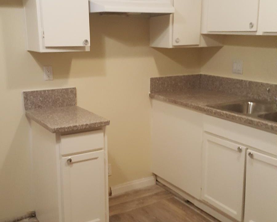 1st image of 6736 Woodley Ave APT 24
