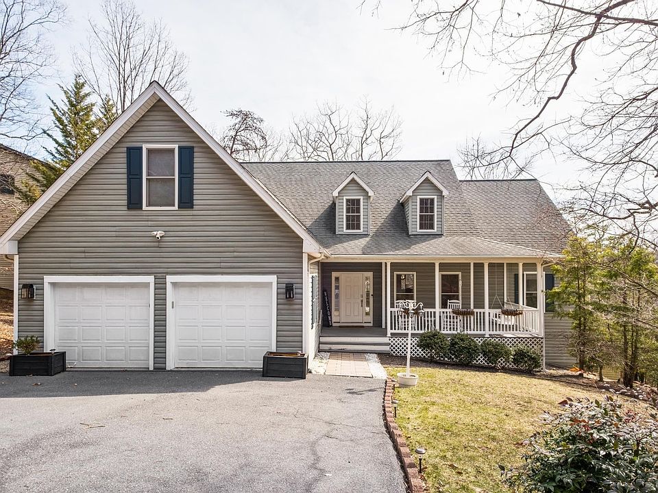 1st image of 3193 Hopkins Dr