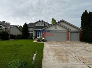 2230 Smallwood Dr, Fort Collins, CO 80528